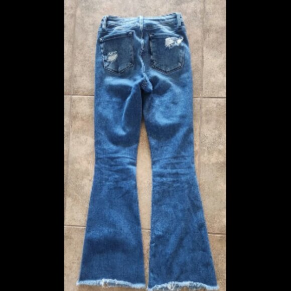 KanCan Flare Distressed jeans - Picture 3 of 5